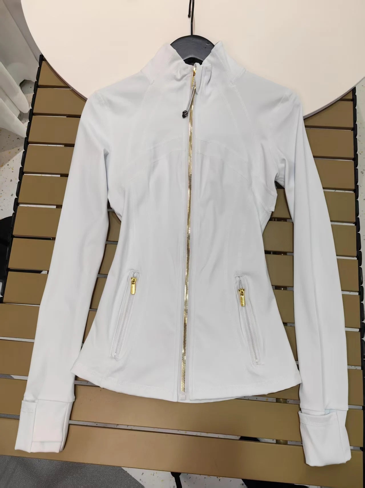Women Slim Fit Yoga Jacket – Gold Zipper Quick-Dry Sports Jacket
