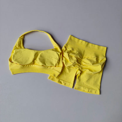 Women Seamless 2-Piece Yoga Set Halter Sports Bra & Impact Shorts